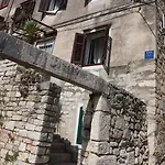 Muco Varos Apartman