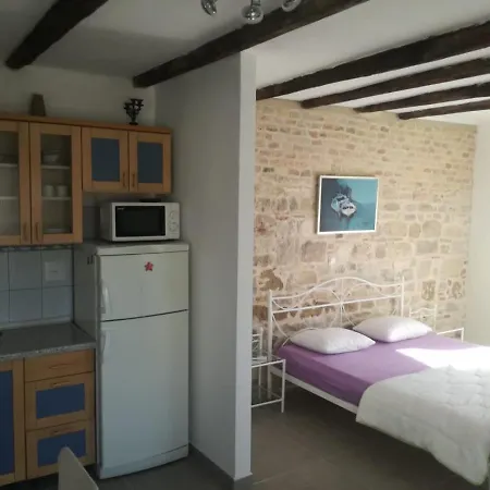 Apartment Muco Varos Split