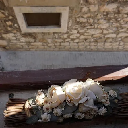 Апартаменты Muco Varos *